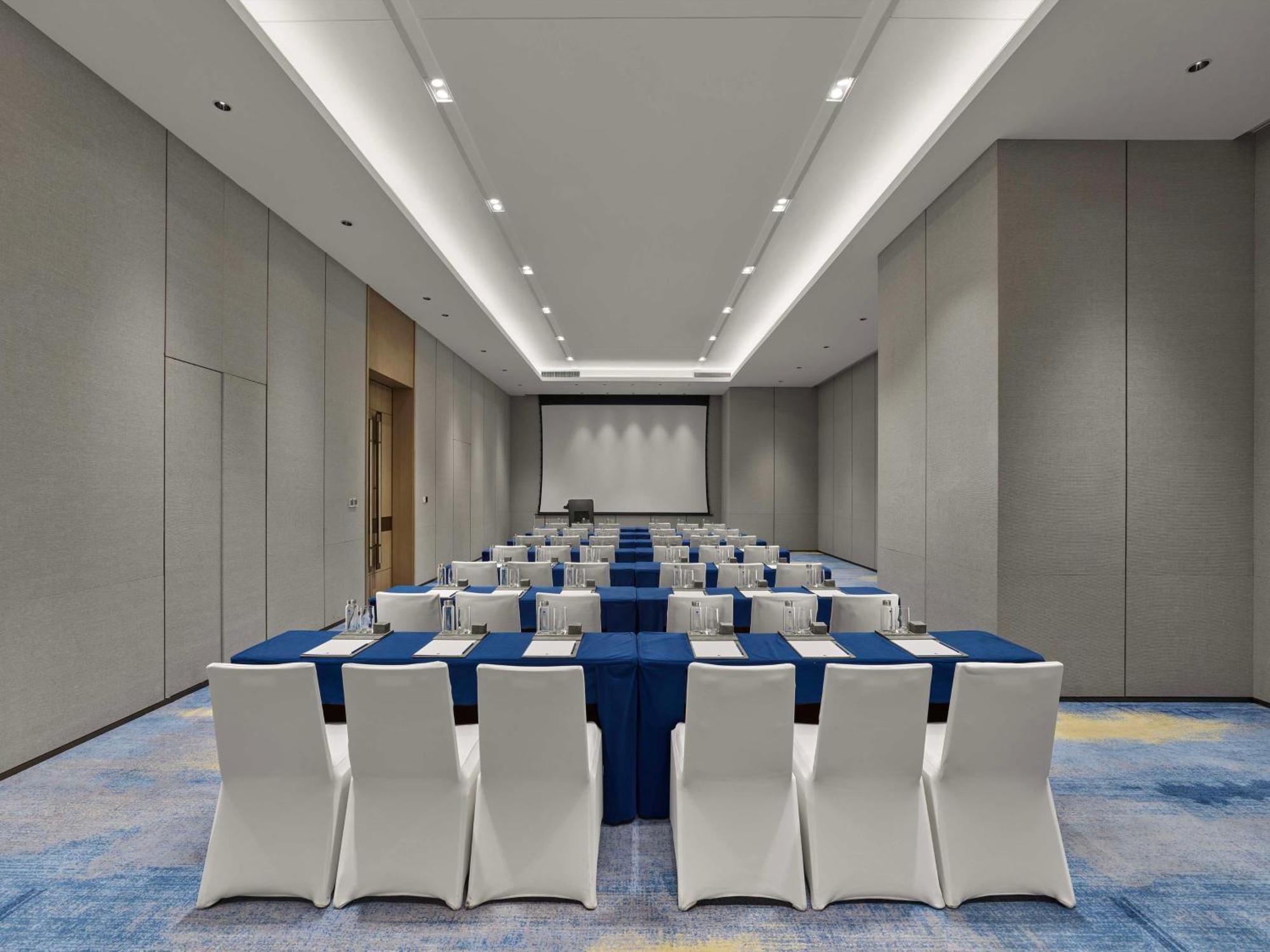 Doubletree By Hilton Chengdu Riverside - Close To Panda Base And Chengdu East Railway Exterior photo